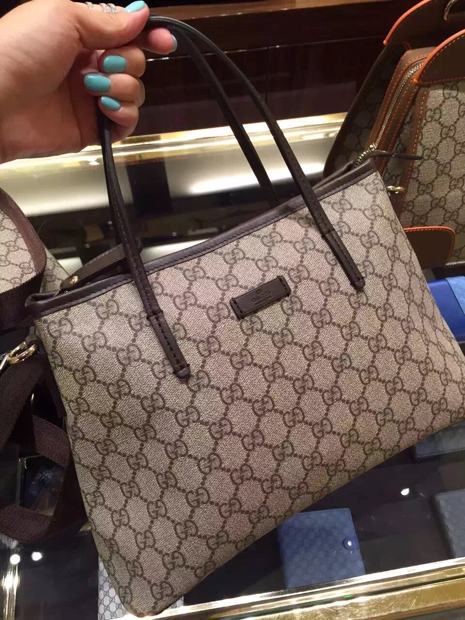 Gucci GG Supreme Canvas Medium Tote Bag 353437 Black